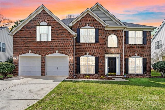 9409 Autumn Applause Dr, Charlotte, NC 28277