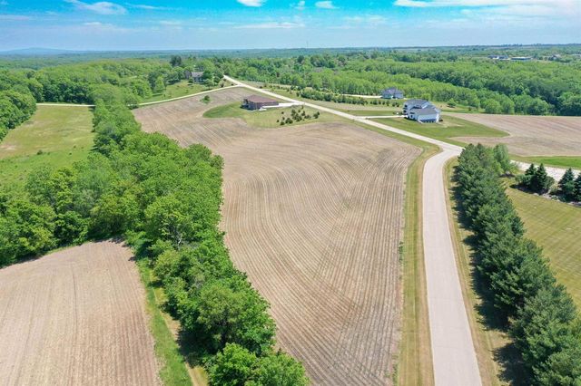 5.3 Acres Park Ridge Road, Dodgeville, WI 53533