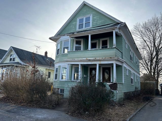 17-19 Annis St, North Andover, MA 01845