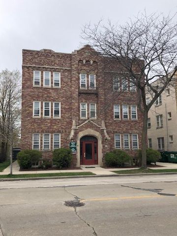 3819 N  Oakland Ave  #2, Milwaukee, WI 53211