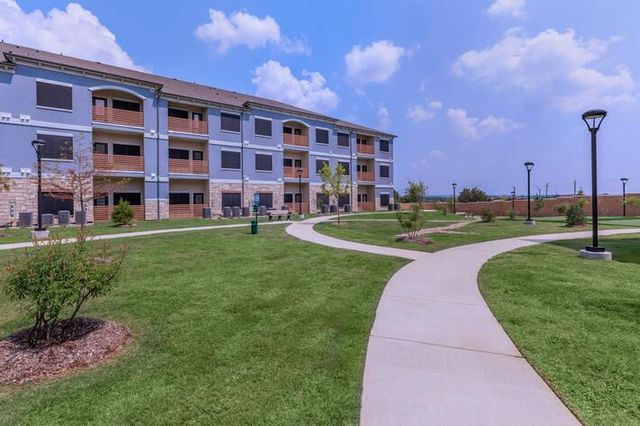 2902 S  Belt Line Rd #B118, Grand Prairie, TX 75052