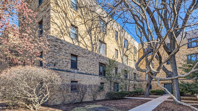 1539 Monroe Ave #2, River Forest, IL 60305