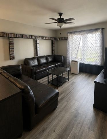 4932 S  Packard Ave #9, Cudahy, WI 53110