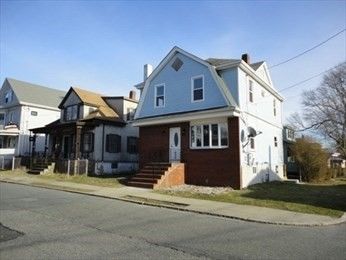 88 Mount Vernon St, New Bedford, MA 02740