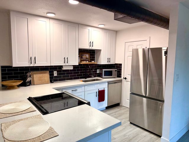 8649 E  Royal Palm Rd #222, Scottsdale, AZ 85258