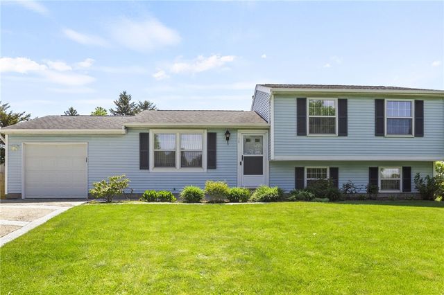 98 Brandy Wine Ter S, Rochester, NY 14623