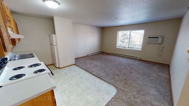 121 N  Cleveland Ave  #212, Sioux Falls, SD 57103