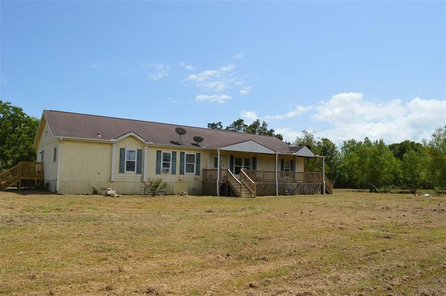 10003 County Road 210, Liverpool, TX 77577