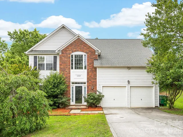 12529 Old Timber Rd, Charlotte, NC 28269