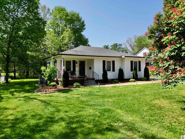 710 E  College St, Mayfield, KY 42066