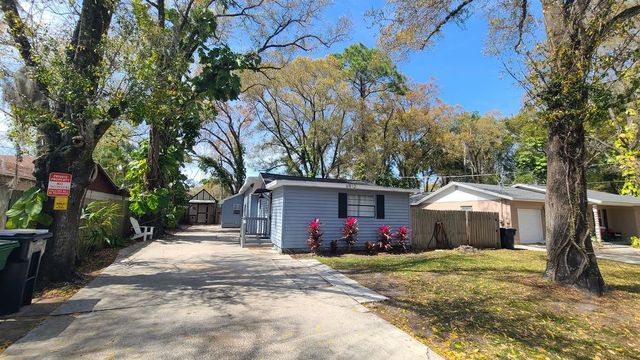6912 N  Willow Ave, Tampa, FL 33604