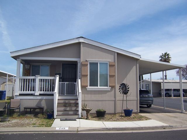 2621 Prescott Rd #245, Modesto, CA 95350