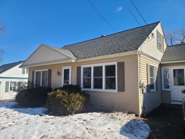 75 Summit Avenue, Lewiston, ME 04240