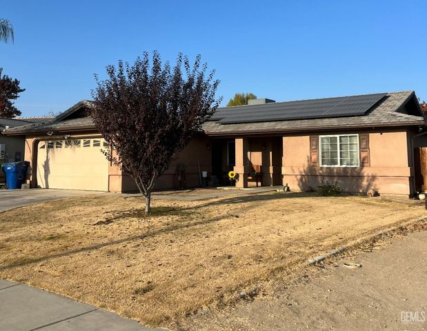 304 Kylie Way, Shafter, CA 93263