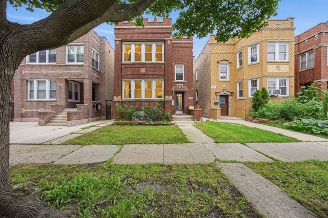 4836 W  Barry Ave, Chicago, IL 60641