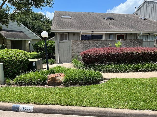 13020 Greenway Chase Ct #3020, Houston, TX 77072