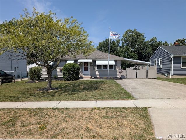 180 Burmon Dr, Orchard Park, NY 14127