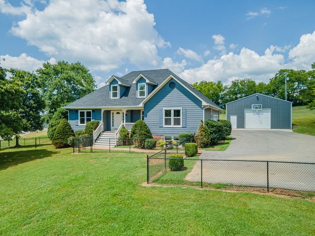 1056 S  Cross Bridges Rd, Mount Pleasant, TN 38474