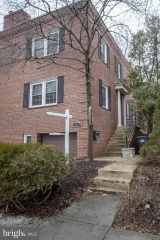 2815 Cortland Pl NW, Washington, DC 20008