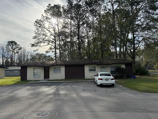 6009 & 6011 NW 23rd Ter, Gainesville, FL 32653