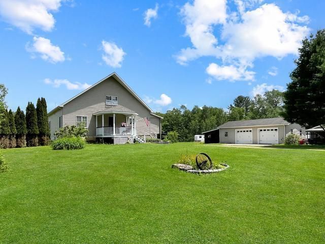 1373 Hoover Rd, Grand Valley, PA 16420