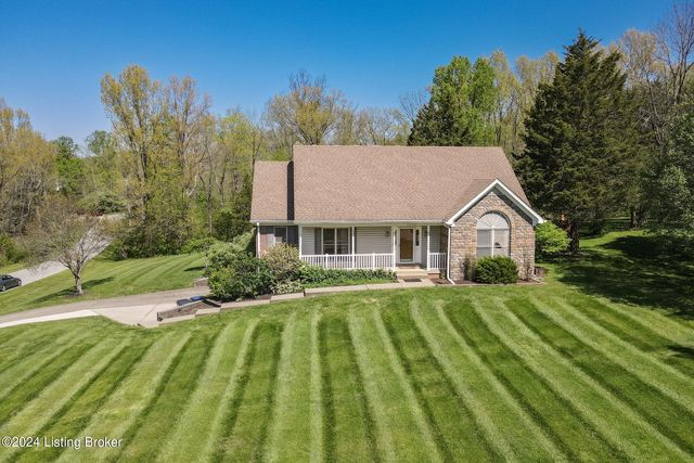 3717 Mickendee Ln, Crestwood, KY 40014