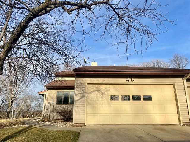 313 Woodmar Hts, Fort Dodge, IA 50501