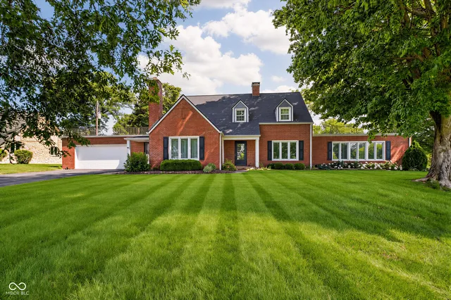 720 Golf Club Rd, Anderson, IN 46011