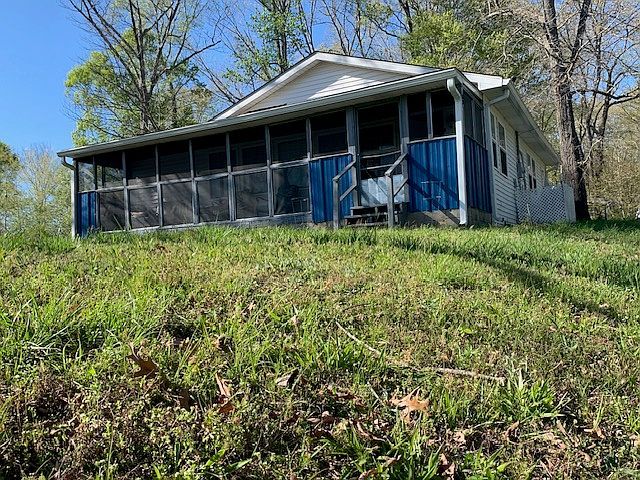 83 Calhoun Ave, Cadiz, KY 42211