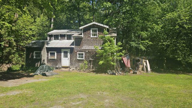 116 Newcomb Road, Putney, VT 05346