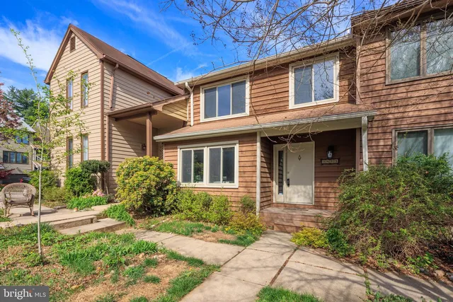 9413 Clocktower Ln, Columbia, MD 21046