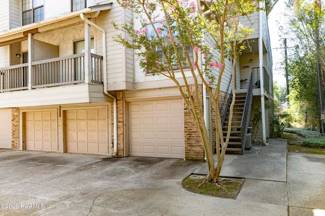 1304 E  Bayou Pkwy #2B, Lafayette, LA 70508