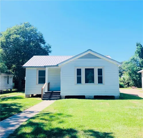 604 S  Holly St, Bunkie, LA 71322