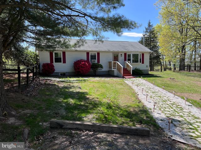 102 Cashmere Way, Great Cacapon, WV 25422