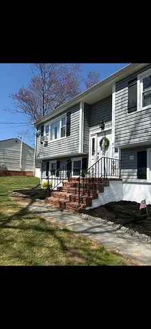 6 Parkview Dr, Hackettstown, NJ 07840