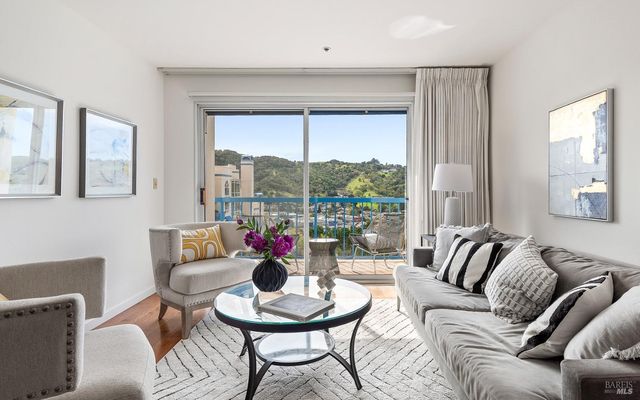 100 Thorndale Dr #416, San Rafael, CA 94903