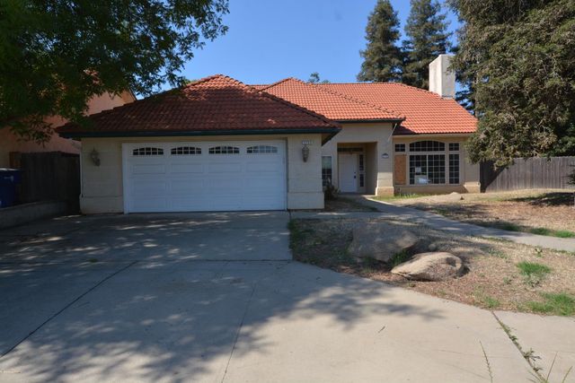1732 E  Ryan Ln, Fresno, CA 93720
