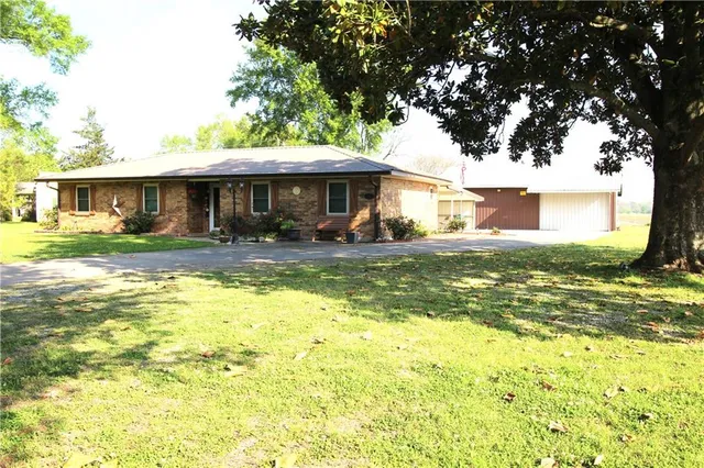 1522 1185th Hwy, Cottonport, LA 71327