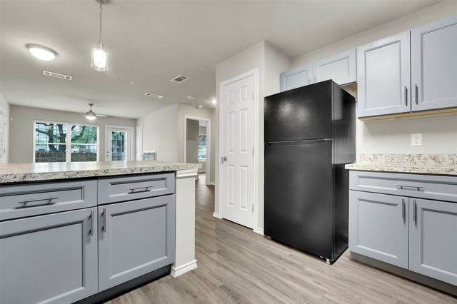6108 Abrams Rd #201, Dallas, TX 75231
