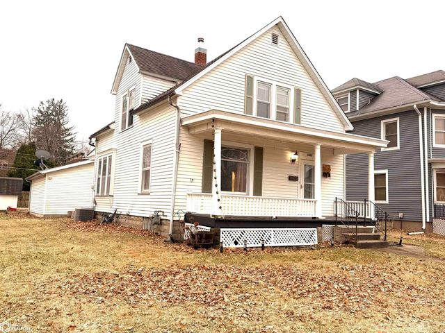 1625 Louisa St, Burlington, IA 52601