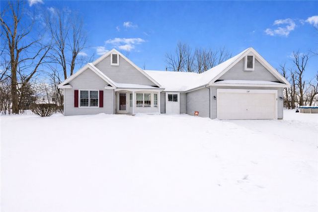 197 Garden Pkwy, Henrietta, NY 14467