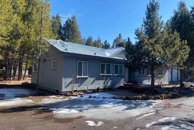 95231 US Highway 97 N, Chemult, OR 97731
