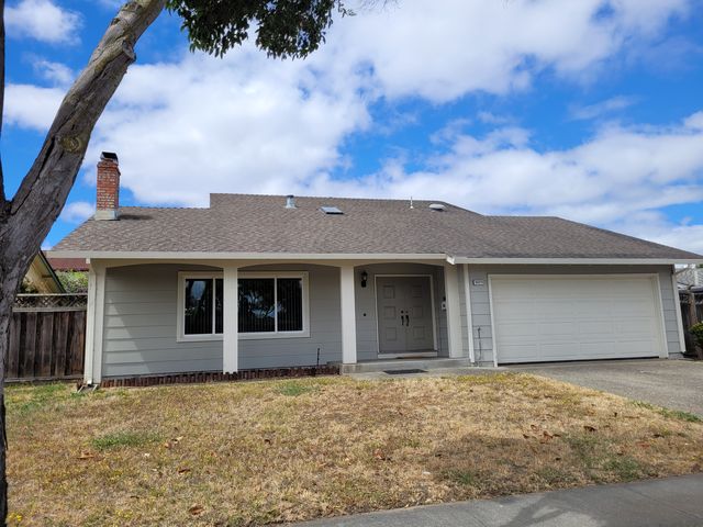 35273 Ramsgate Dr, Newark, CA 94560