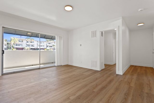 343 Palos Verdes Blvd #32, Redondo Beach, CA 90277