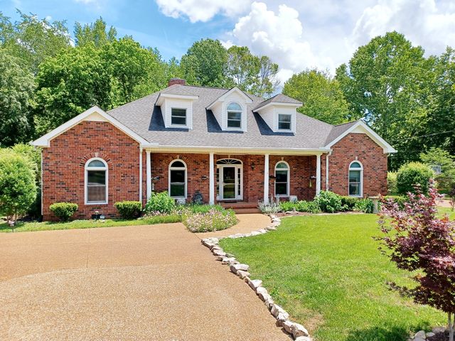 467 Harpeth Meadows Dr, Kingston Springs, TN 37082