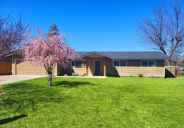 269 SW 5th St, Prineville, OR 97754
