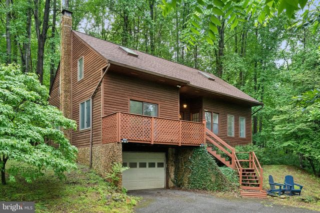 448 Newton Dr, Linden, VA 22642