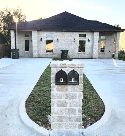 1110 N  A St #A, Harlingen, TX 78550