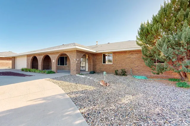 1335 Kaghan Loop, Rio Communities, NM 87002