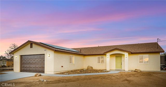 9321 Yucca St, Apple Valley, CA 92308